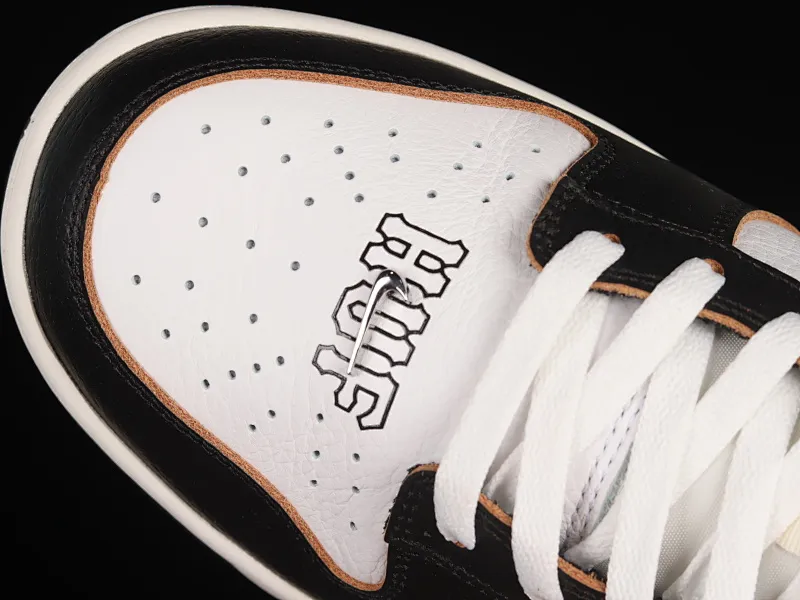 All Categories Nk SB Dunk Series Nk SB Dunk Low Low-top sneakers F version HUF x Nk SB Dunk Low "San Francisco" Black and white Panda joint model SB low-top sports and leisure sneakers FD8775-001